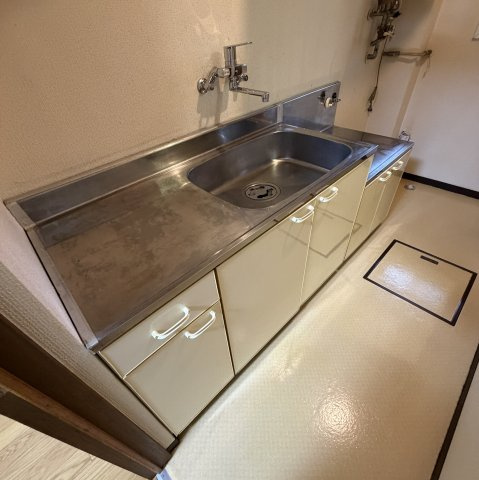 ＲＳコートⅡのキッチン|コンパクトなキッチンで掃除もラクラク