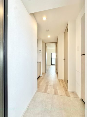 S-RESIDENCE金山flap(フラップ)の玄関