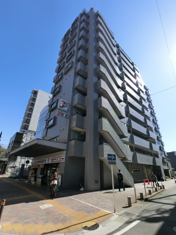 ベルシェ船橋ラマージュの外観