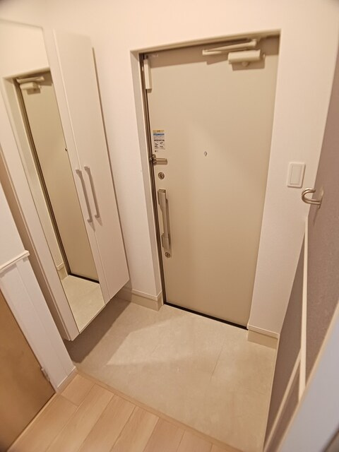シャルマン唐橋南Ⅱの玄関
