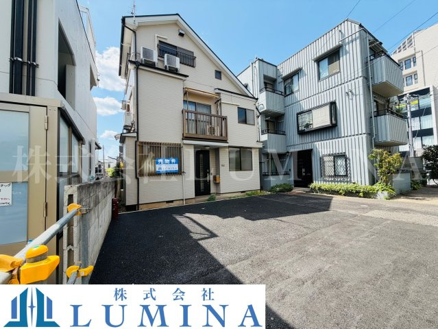 国領町四丁目　中古戸建の駐車場