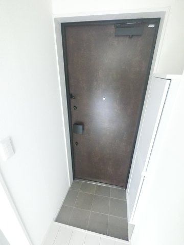 ライスランド2番館の玄関