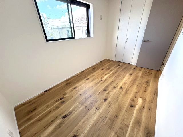 戸田市下戸田1丁目　戸建て２号棟の洋室|3階：5.0帖洋室