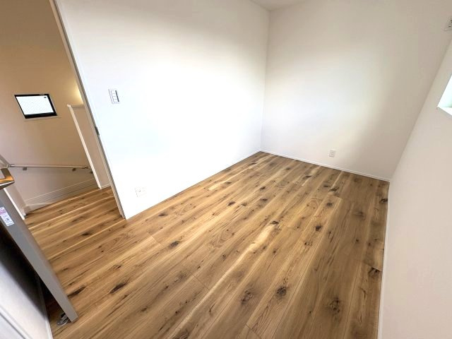戸田市下戸田1丁目　戸建て２号棟の洋室|3階：5.0帖洋室