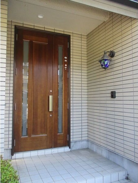 高森6丁目戸建のエントランス