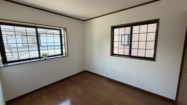 【洋室】 | 藤沢市羽鳥1丁目 中古戸建 全1棟