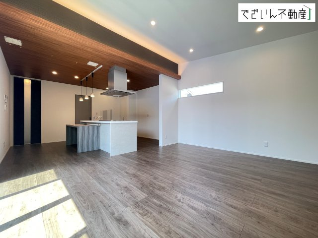 【居間・リビング】 | 伊勢崎市三室町  【平屋】新築住宅 | 現地(2026年8月撮影)