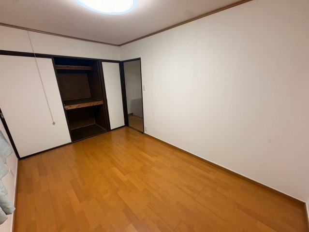 豊田市大清水町南岬戸建の居間・リビング