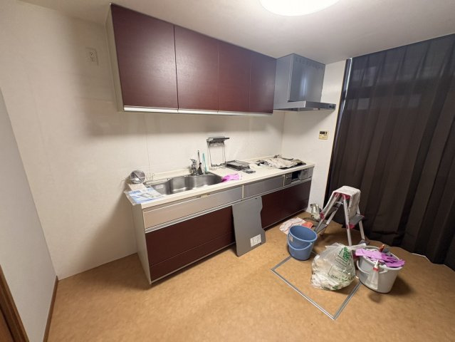 豊田市大清水町南岬戸建のキッチン
