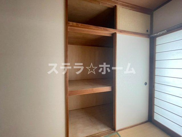 千里ガーデンハイツの収納|ちょっとした収納スペースも充実しています