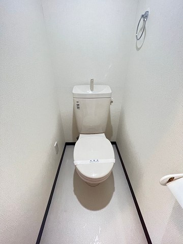 サリュー塚口のトイレ|コンパクトで使いやすいトイレです