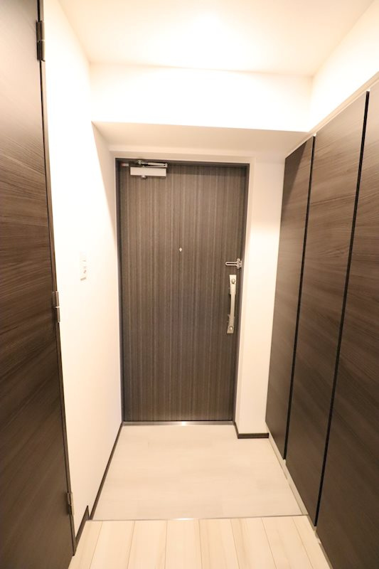 GENOVIA南千住Ⅵskygardenの玄関