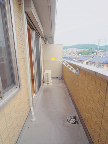 サニーハイム宮の町のバルコニー