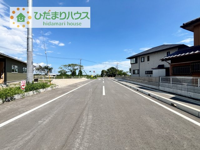【前面道路含む現地写真】 | 常総市本石下第12　新築戸建　8号棟