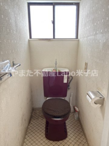 米子市富益町中古戸建のトイレ