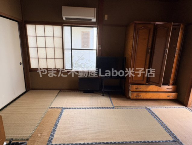 米子市富益町中古戸建の和室