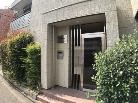 ベルデ東府中のエントランス