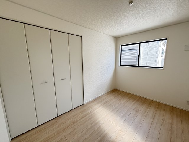 安城市二本木新町一丁目21番16の一部『仲介手数料無料』新築一戸建て・建売の洋室
