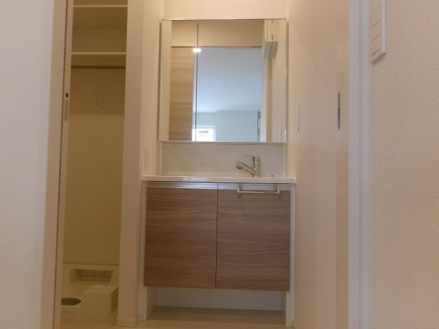 スーリール住吉の洗面所