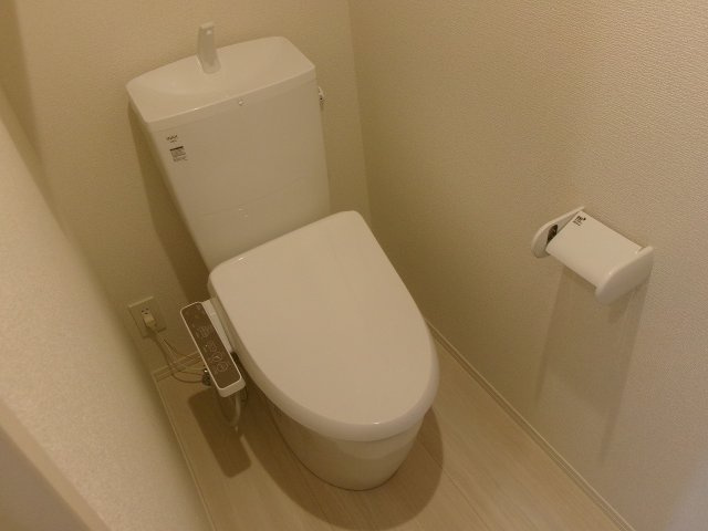 スーリール住吉のトイレ