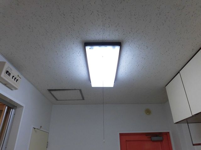 オレンジスクエア202のその他|照明付きです☆