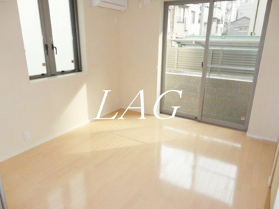【居間・リビング】 | Ｂ−Ｆｌａｔ | 洋室のお部屋です。