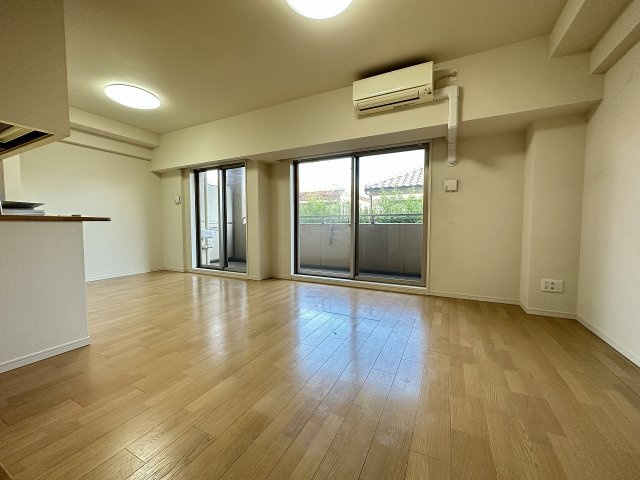 【居間・リビング】ローレルコート芦屋