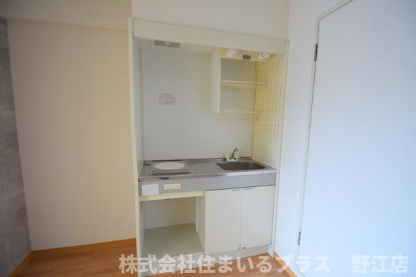 メゾン城北のキッチン