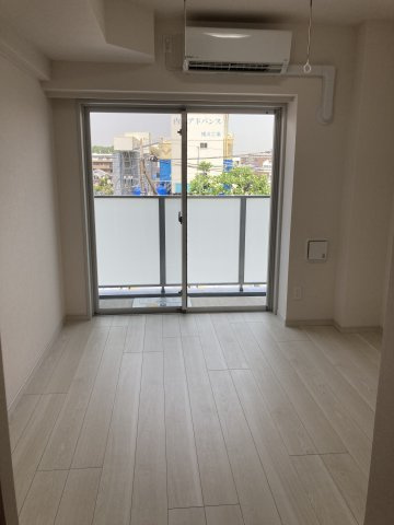 クレヴィスタ横浜綱島の居間・リビング