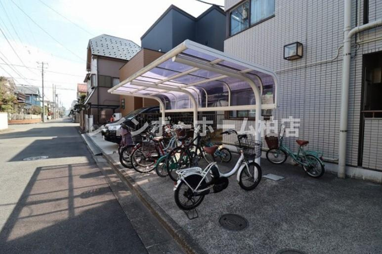 仲介手数料（賃料の1.10ヵ月）の50％OFF対象物件！のその他共用部分|駐輪場です