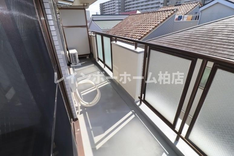 仲介手数料（賃料の1.10ヵ月）の50％OFF対象物件！のバルコニー|お洗濯にも便利なバルコニー付き