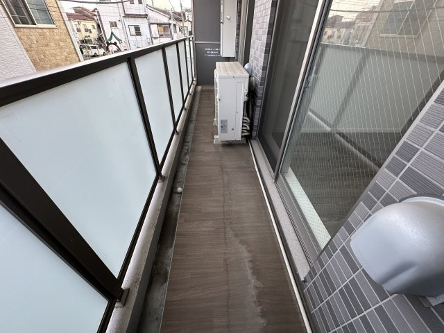 アルファコート町屋のバルコニー