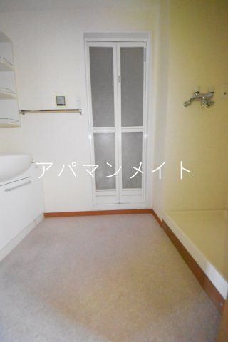 【設備】 | クレール矢沢 | 洗濯機置場です