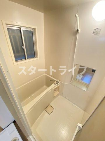大阪市淀川区十三東１丁目の賃貸マンションの浴室