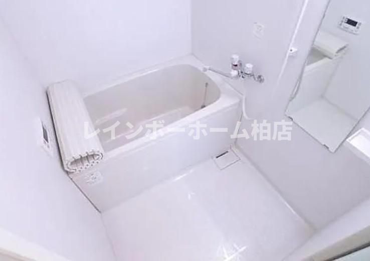 特典：仲介手数料が無料です!!の浴室|落ち着いた空間のお風呂です
