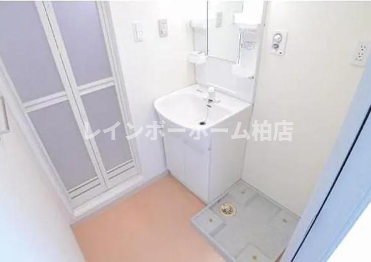 特典：仲介手数料が無料です!!の洗面所|忙しい朝には欠かせない洗面所です