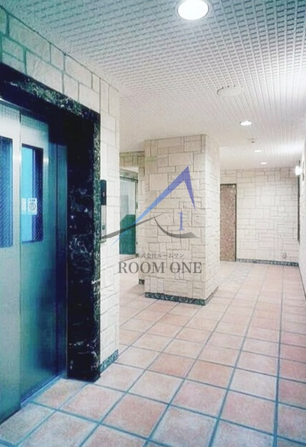 ガラ・ステージ市ヶ谷弐番館のその他共用部分|エレベーターです。
