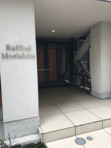 ラフィネ森下のエントランス