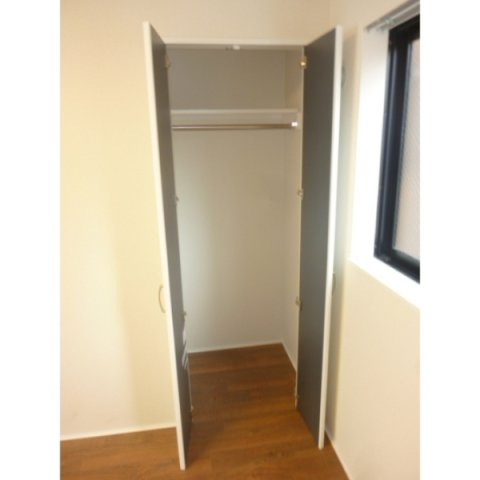 ラフィネ森下の収納