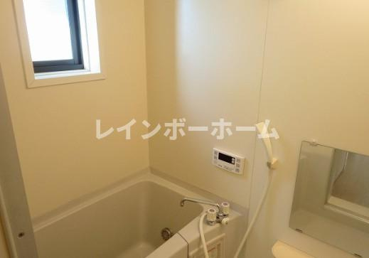 ウィステリアの浴室
