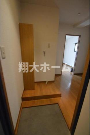 メゾン・ド・ミューズの玄関
