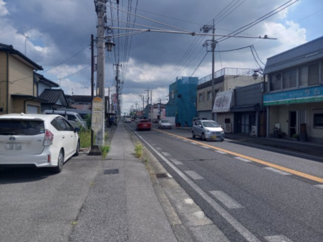 宇都宮市新富町　土地の前面道路含む現地写真