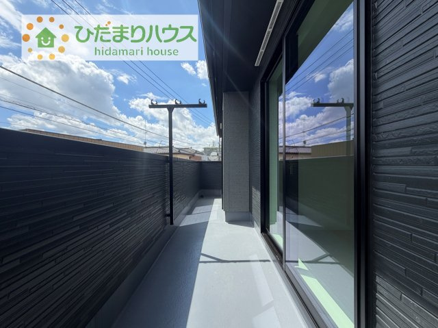 【バルコニー】 | 取手市白山8期　新築戸建 | 広々としたバルコニー。お洗濯物もぜーんぶ干せちゃいます！！