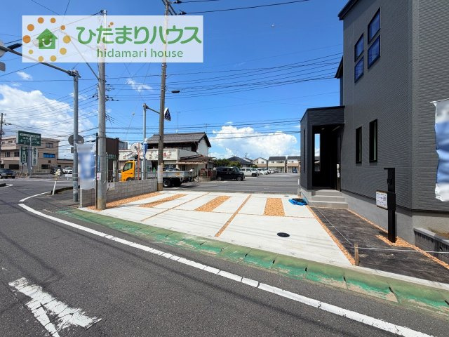 【駐車場】 | 取手市白山8期　新築戸建 | マイホームなら駐車場代がかかりません！しかも、自宅の駐車場で洗車ができます！今までコイン洗車に行っていた手間も省けて、節約にもつながります(^^♪