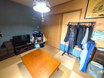 【和室】 | 茨木市竹橋町　中古戸建 | ■1階和室は琉球畳となっています。
