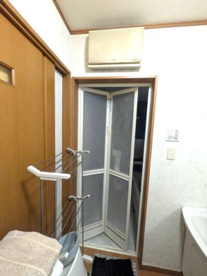 【洗面所】 | 茨木市竹橋町　中古戸建 | ■洗面室