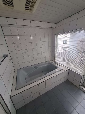 クレッセントサワ