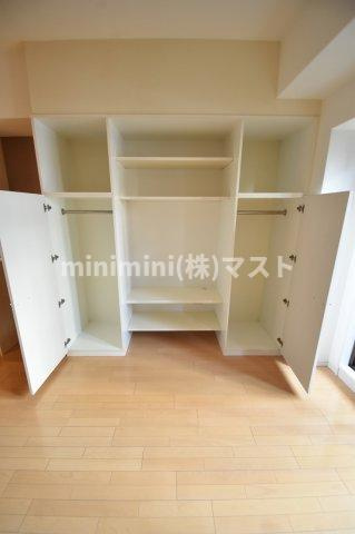大阪市中央区瓦町１丁目の賃貸マンションの収納