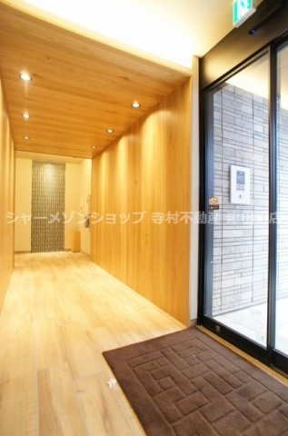 ウィンメゾン船橋伍号館のロビー