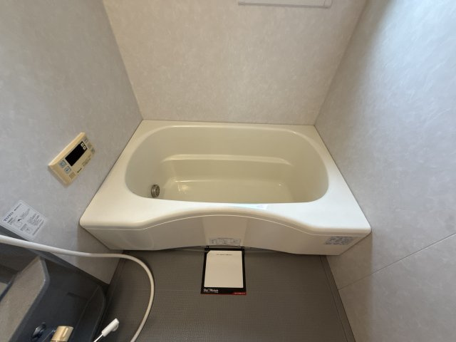 ヴィラージュ西庄 Ｂ棟の浴室